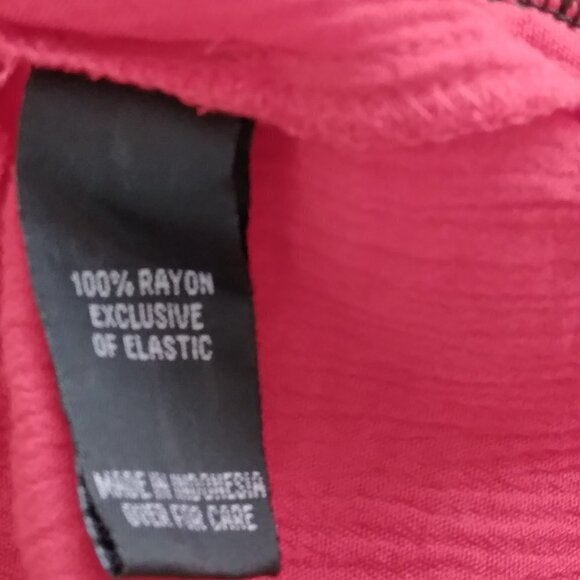 BCX | Red Elastic Off the Shoulder Short Sleeve Top |Size L - Picture 5 of 5